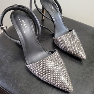 High Heels Lord & Taylor Black and White, 3 1/2 Inch, Open Back Heels 9